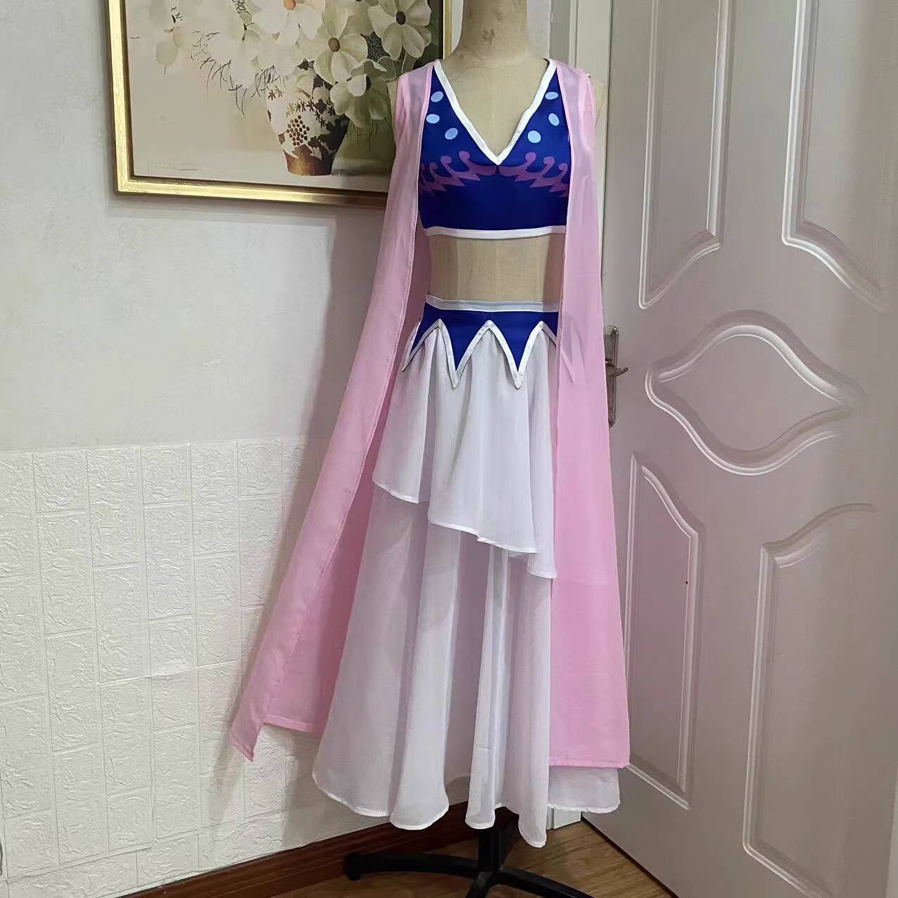Party Games Name - Neues Cosplay-Kostüm mit Oberteil und Rock
