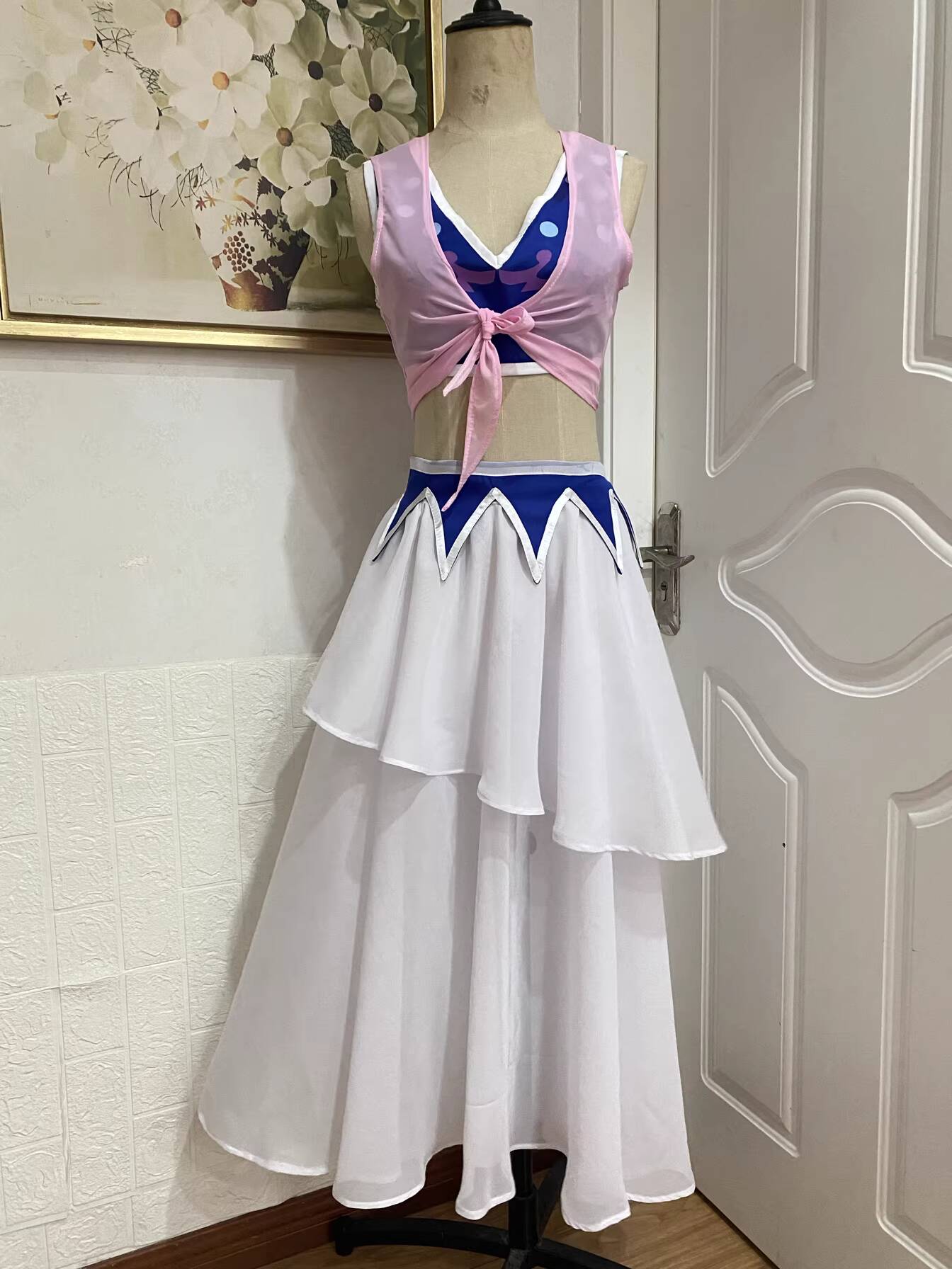 Neues Cosplay-Kostüm mit Obert – Party Games Name Bewertung und Preis